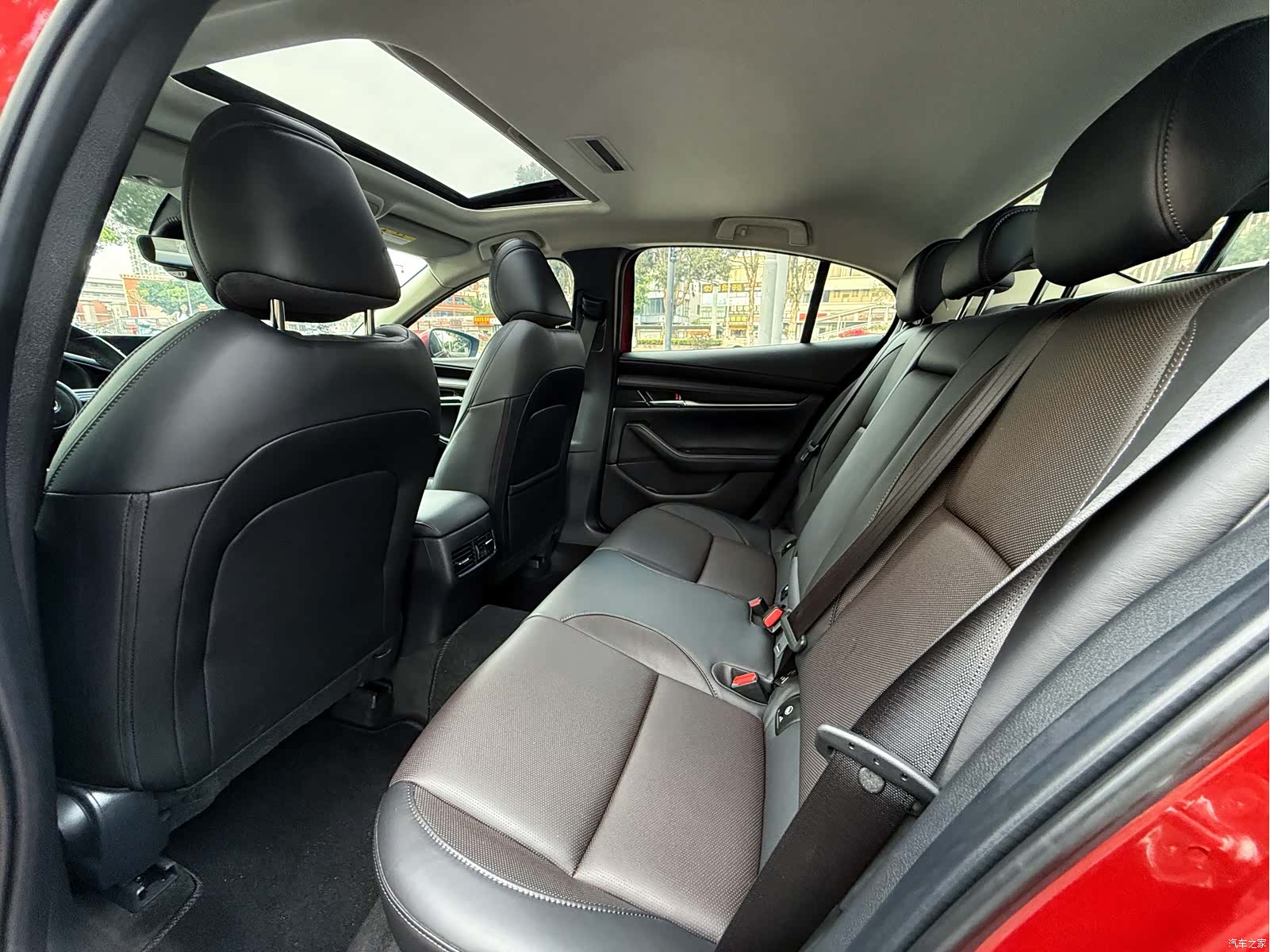 Mazda Mazda3, 2021 13