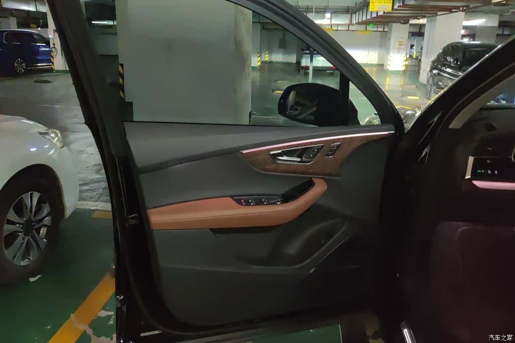 Audi Q7, 2023 7