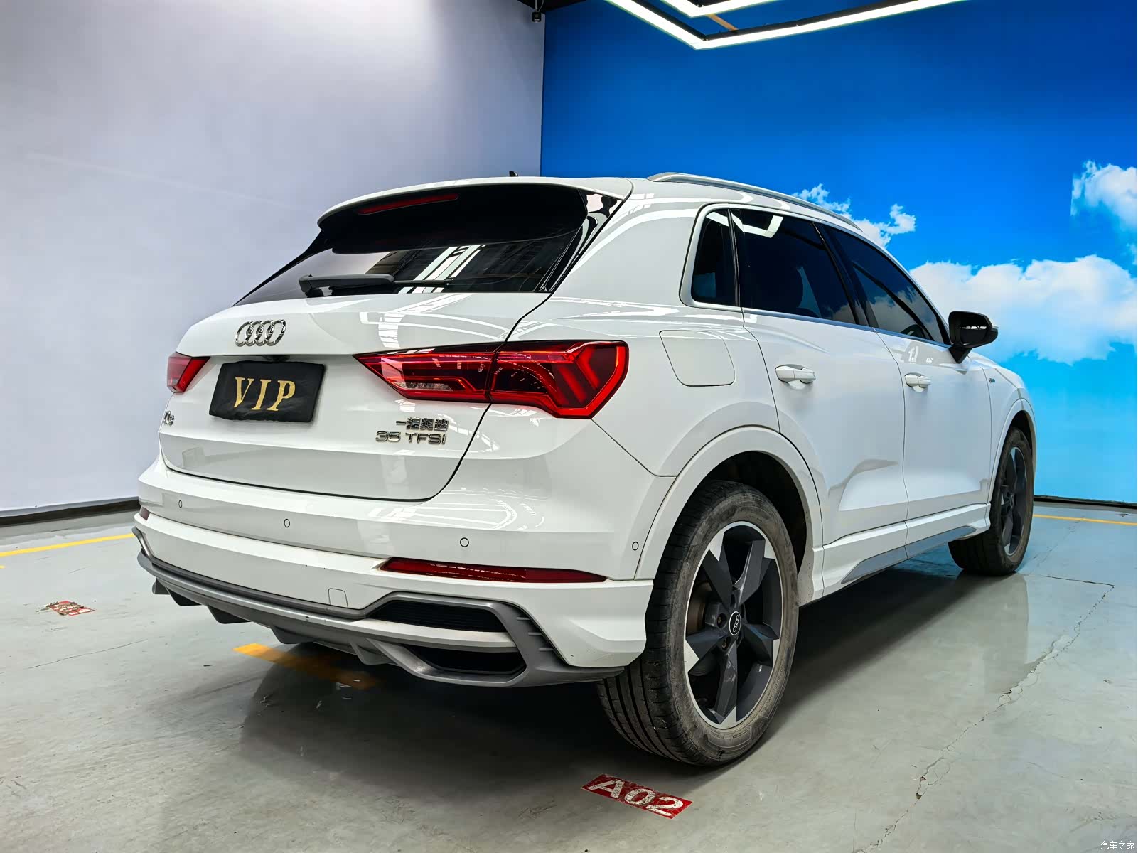 Audi Q3, 2022 4