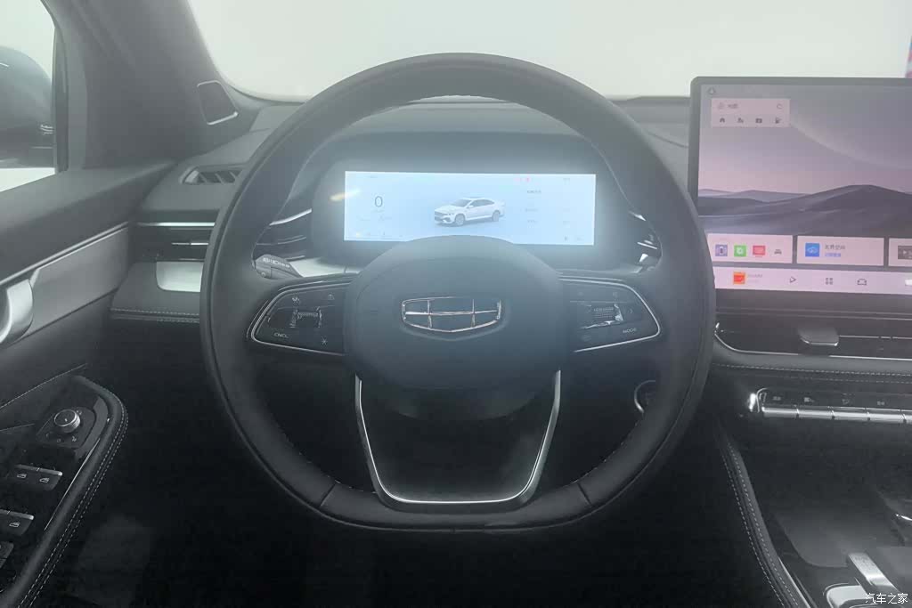 Geely Preface, 2026 15