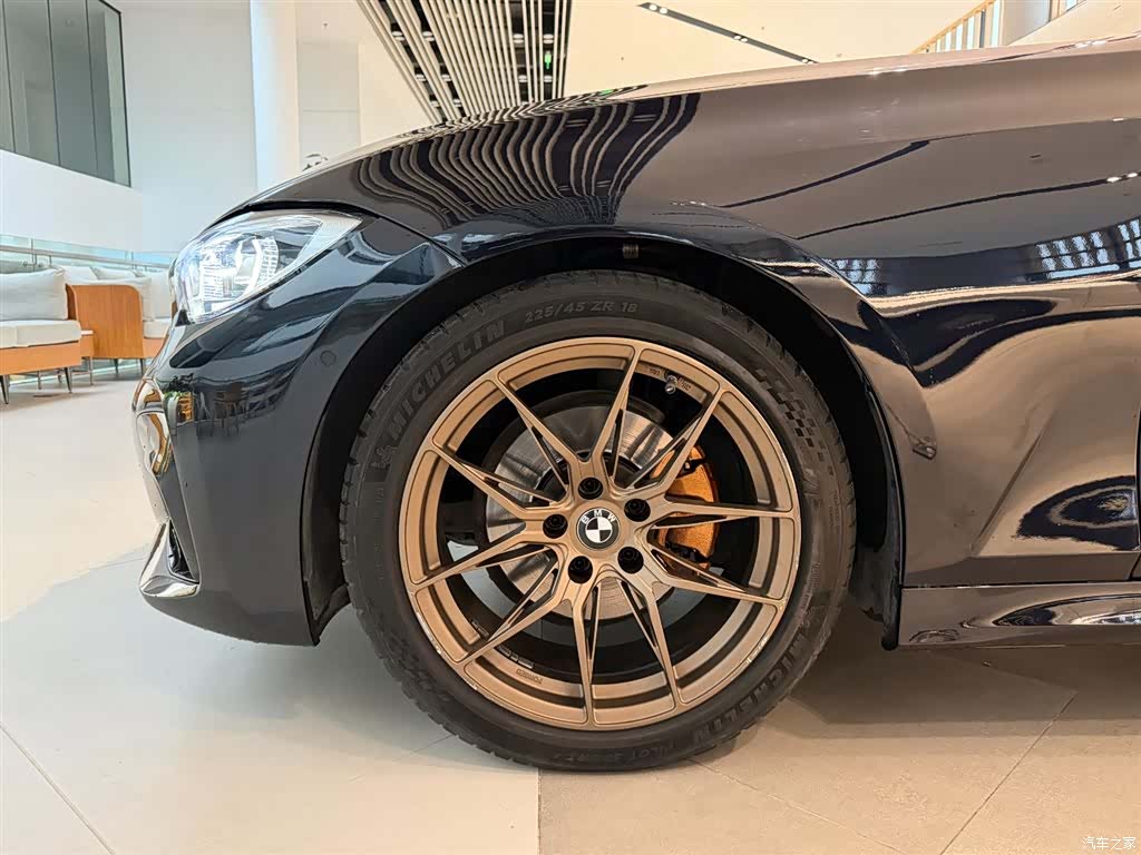 BMW 3 Series, 2019 11