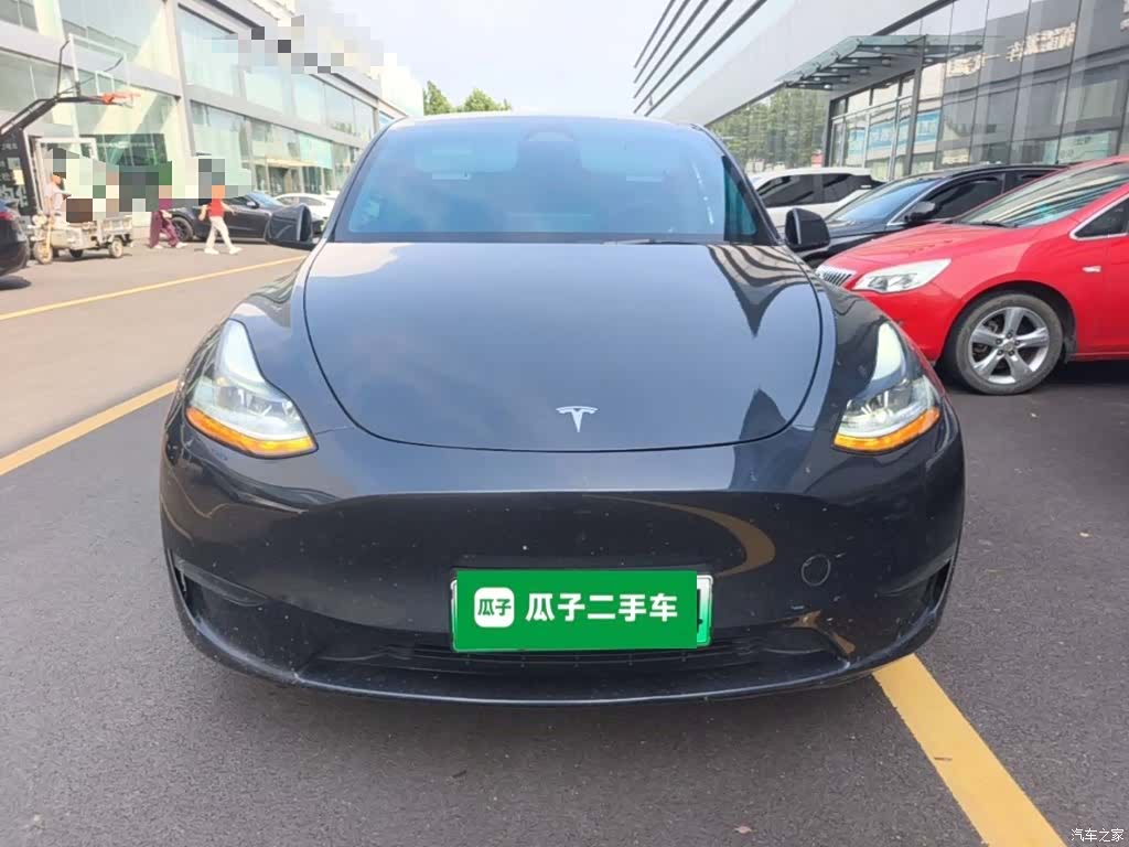 Tesla Model Y, 2024 3