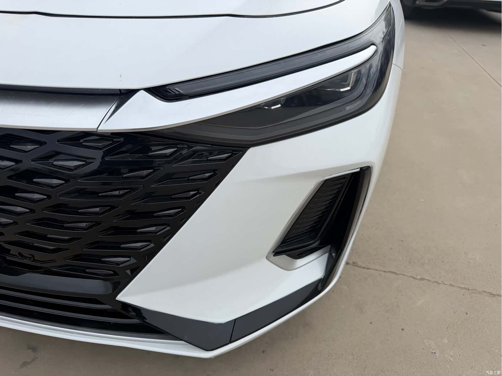 Chery Arrizo 8, 2023 4