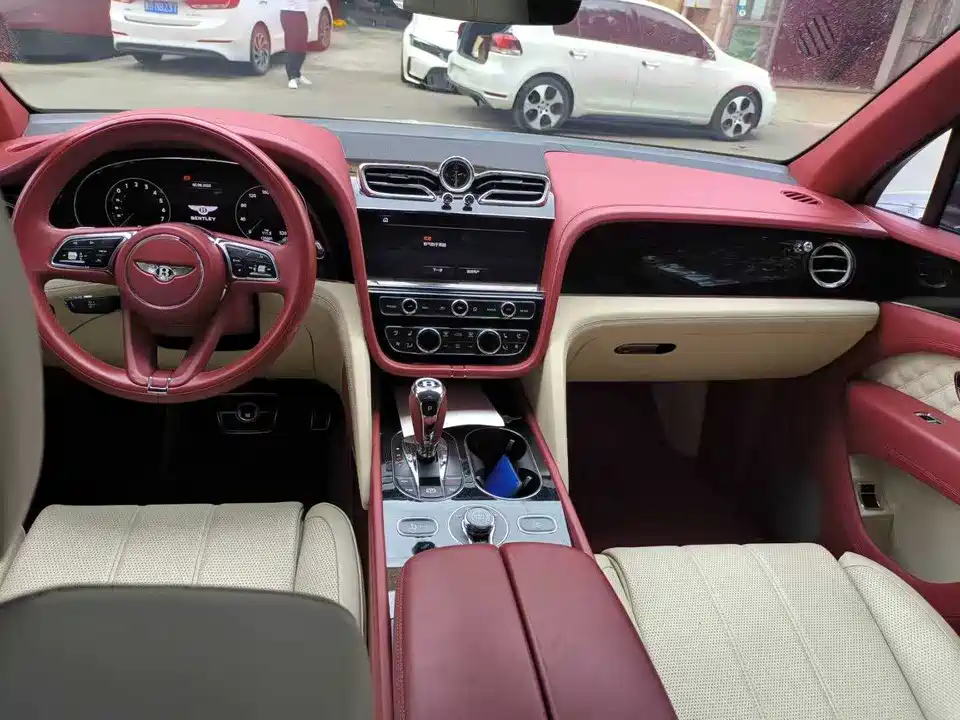 Bentley Tim Yue Bentley Tim Yue