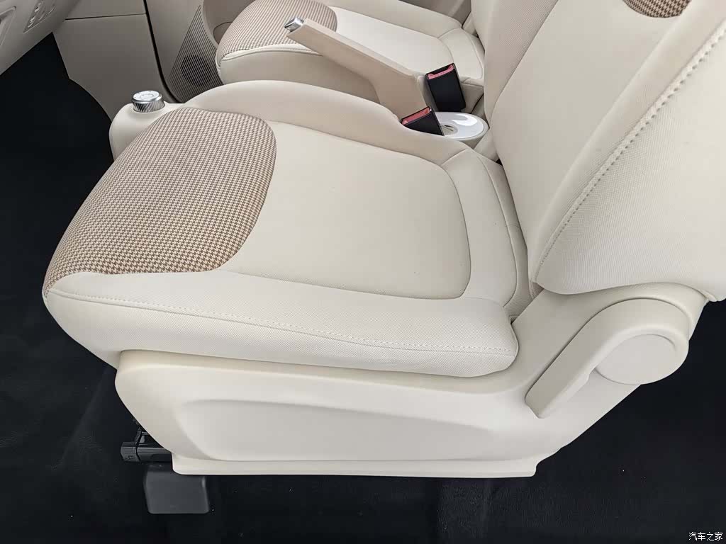 Wuling MINIEV, 2025 20