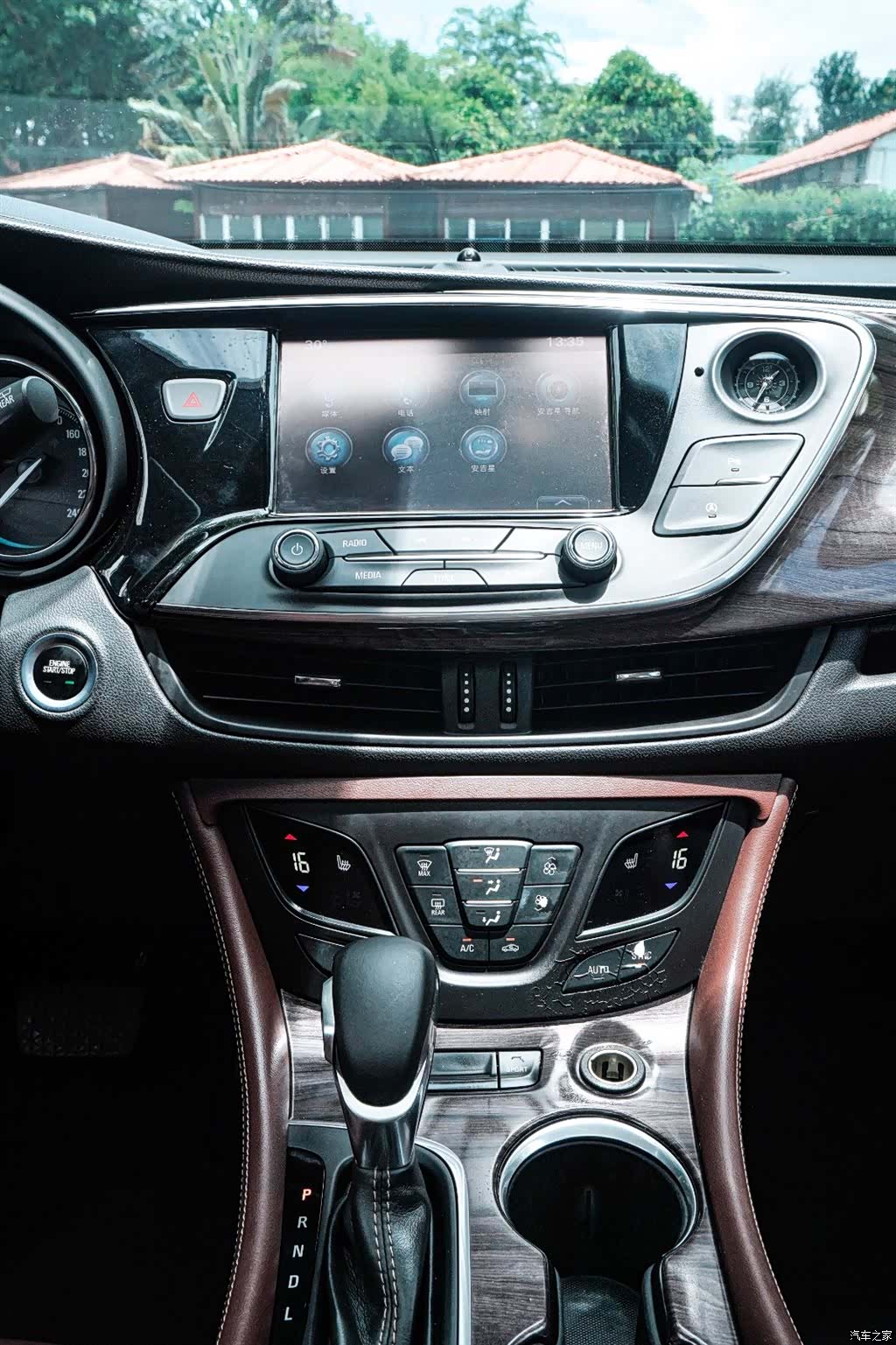 Buick Envision Plus, 2017 12