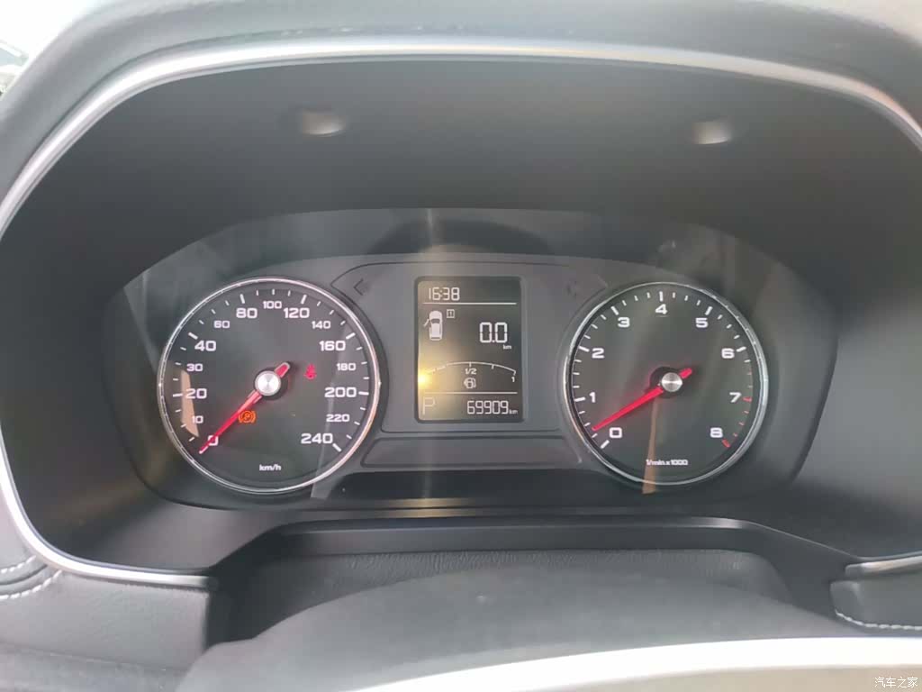 Roewe RX5, 2019 12
