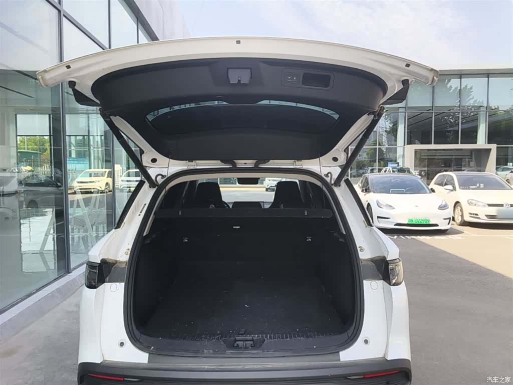 BYD HiAce, 2024 19