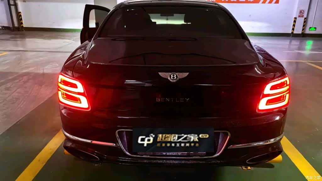 Bentley Flying Spur, 2018 3