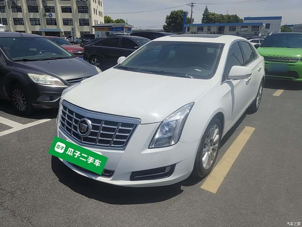 Cadillac XTS, 2015 1