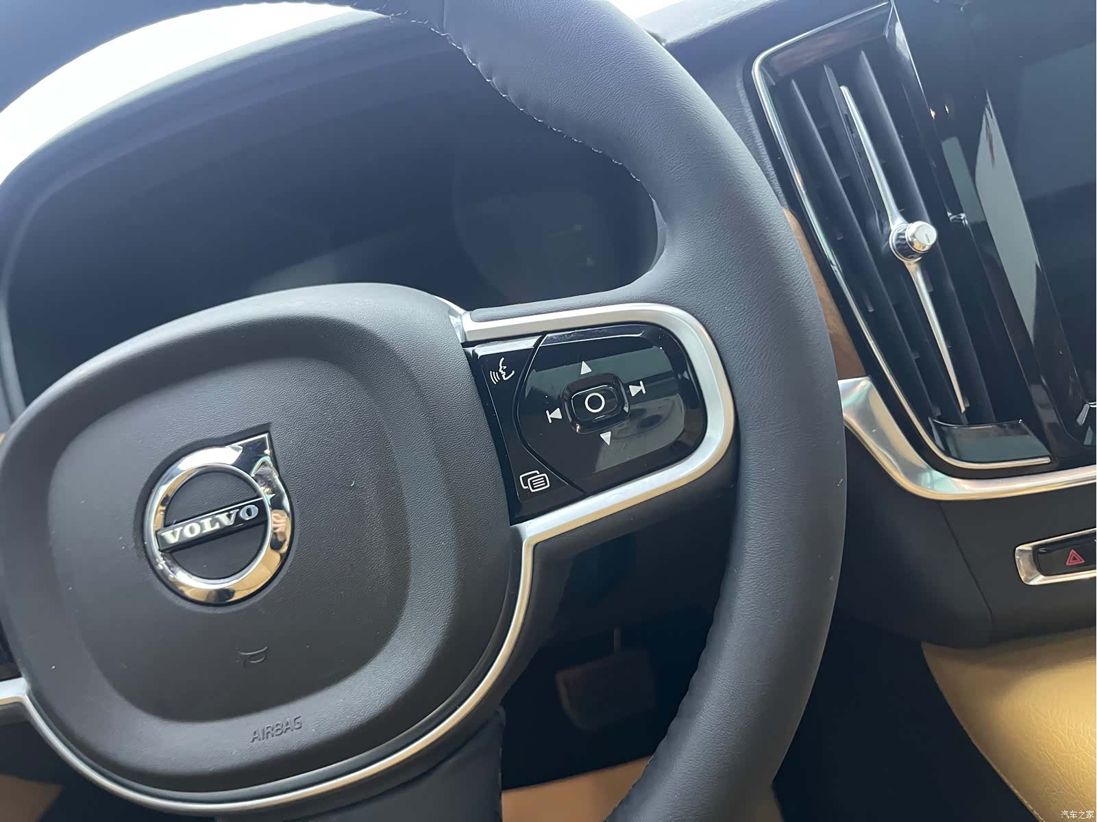 Volvo S90, 2019 14