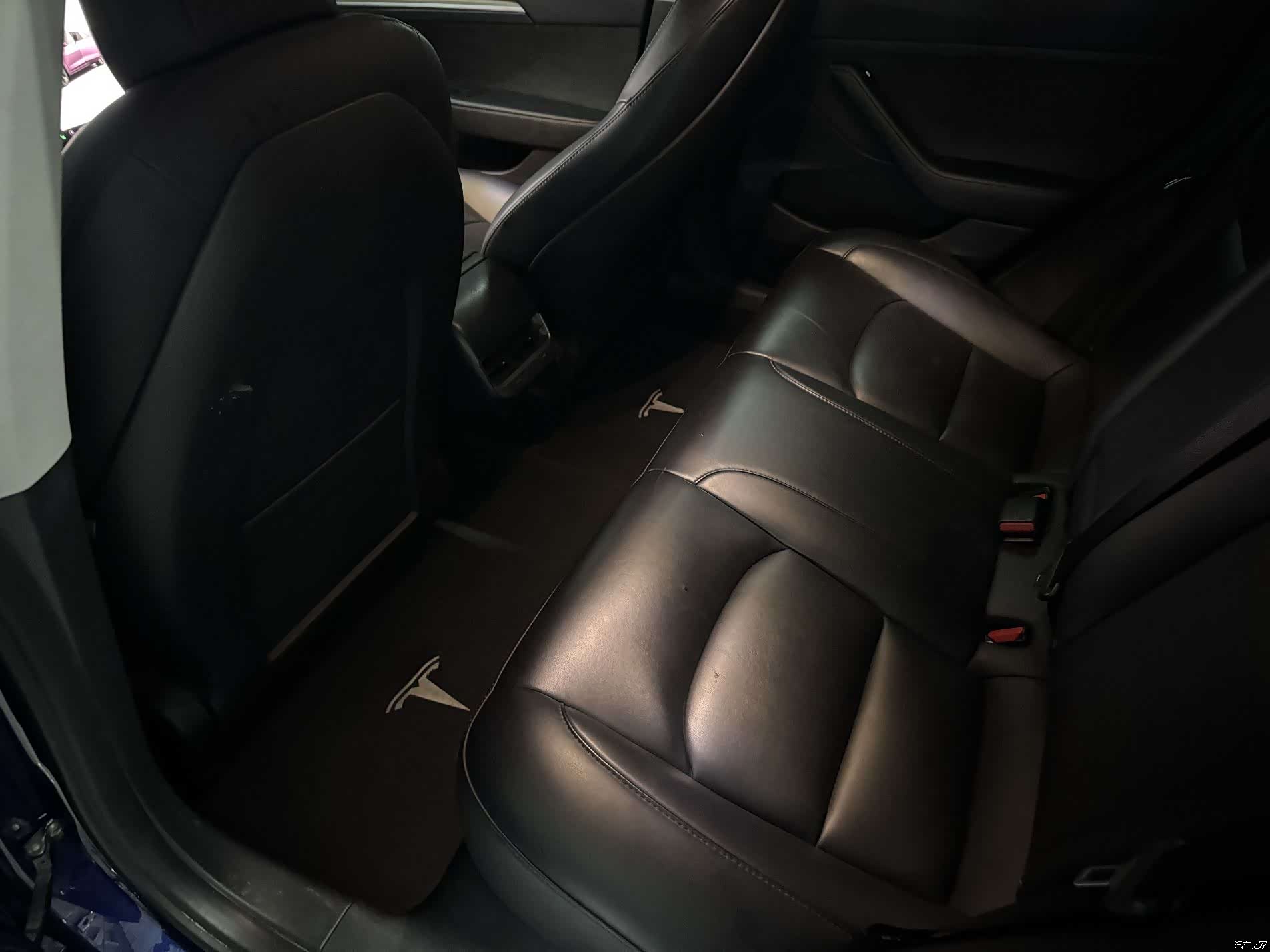 Tesla Model 3, 2022 10