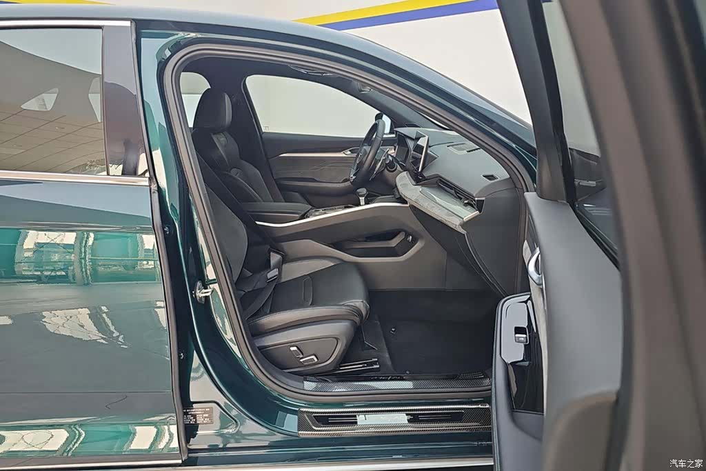 Geely Preface, 2022 8
