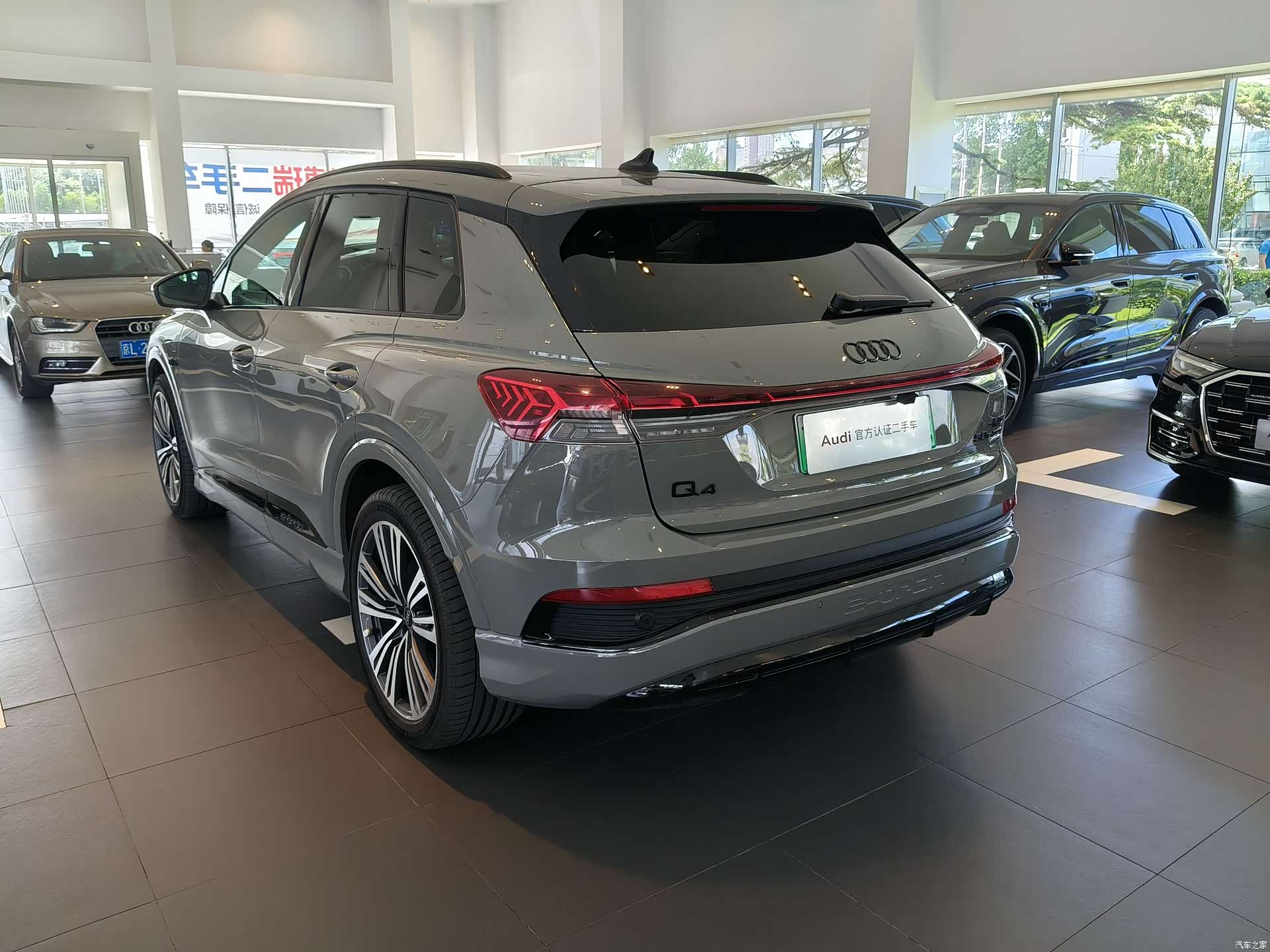 Audi Q4 e-tron, 2024 6