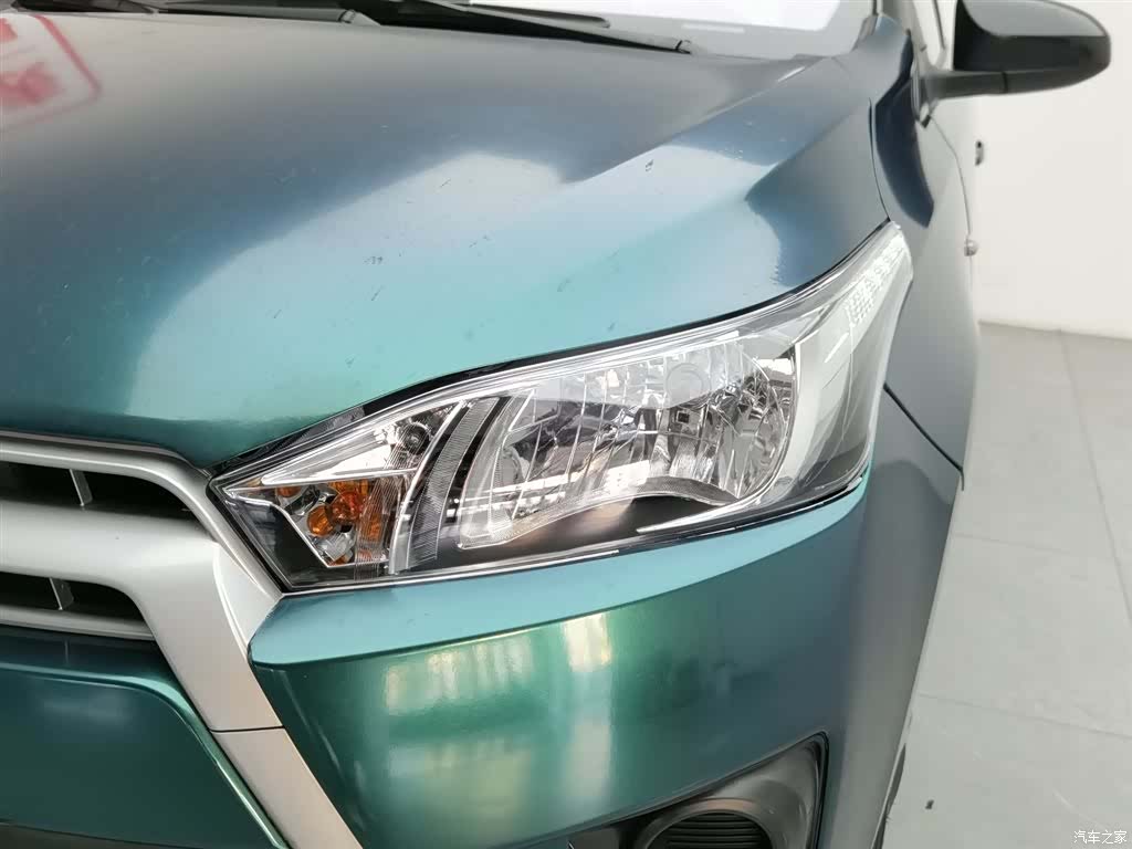 Toyota YARiS L, 2015 7