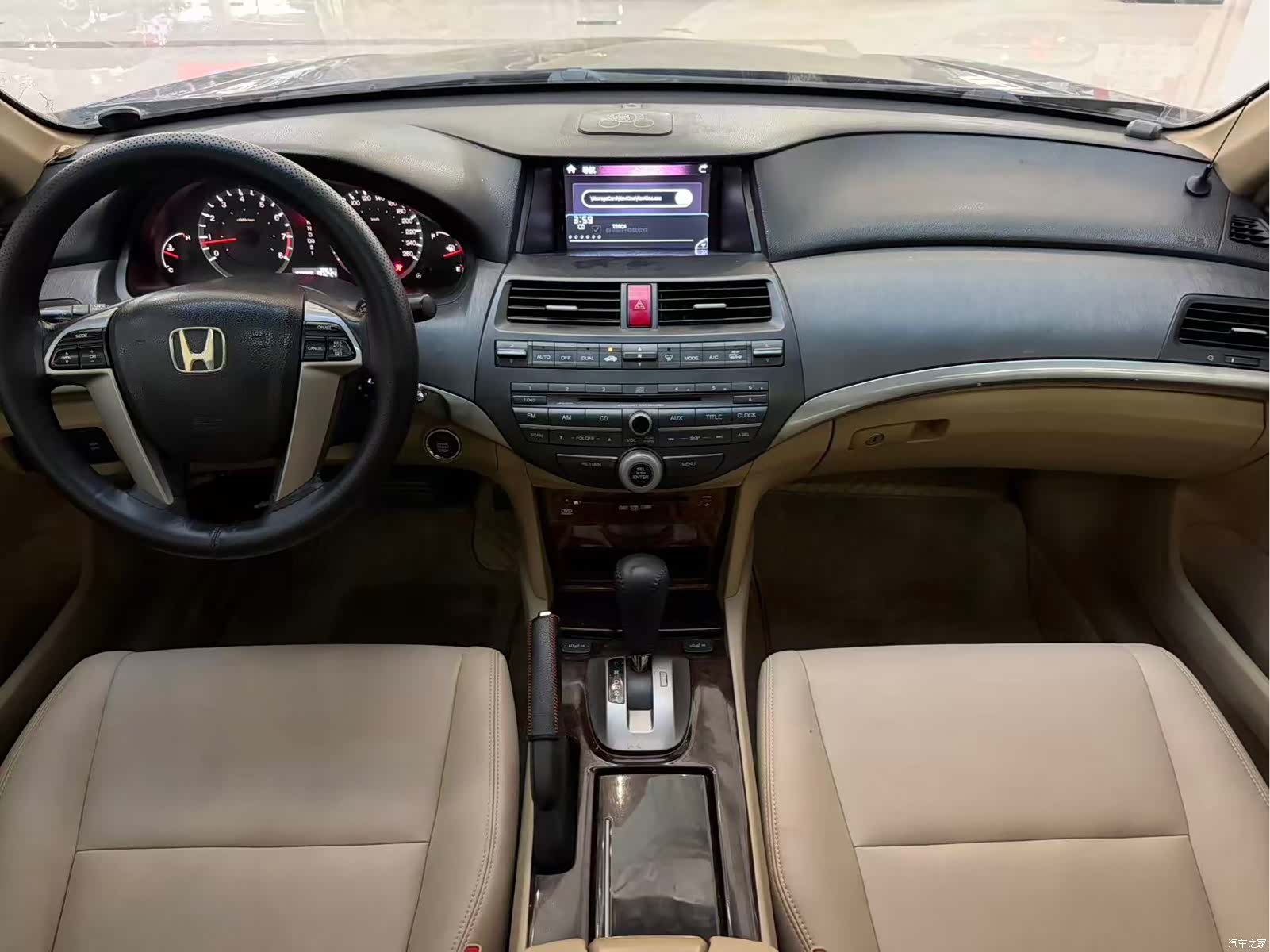 Honda Accord, 2010 6
