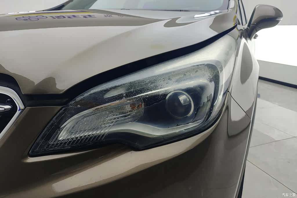 Buick Envision Plus, 2019 все фото