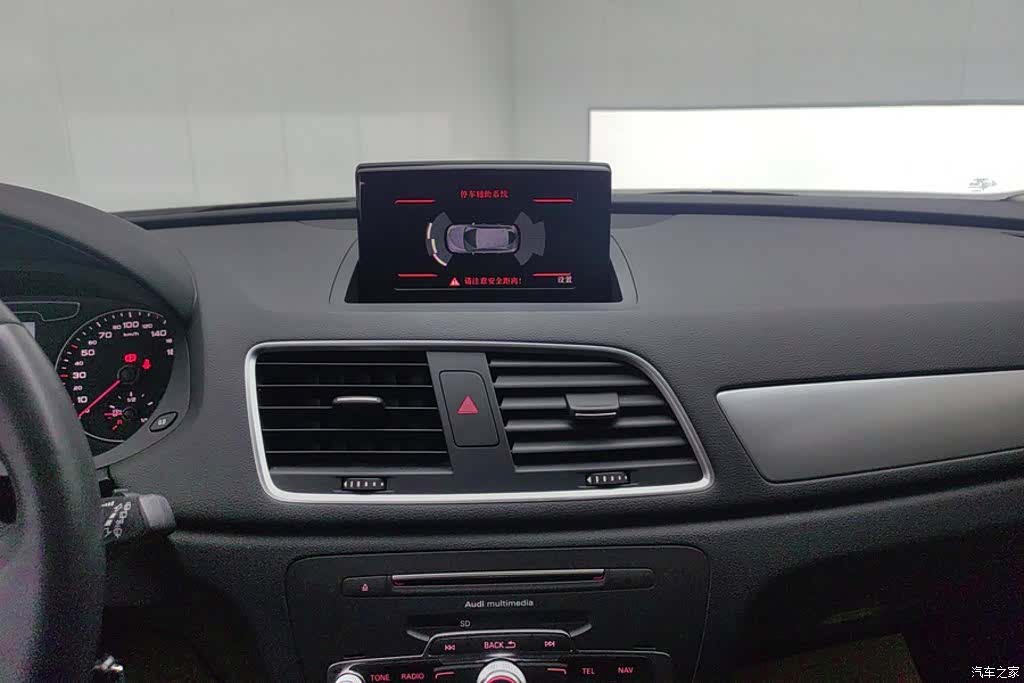 Audi Q3, 2019 13