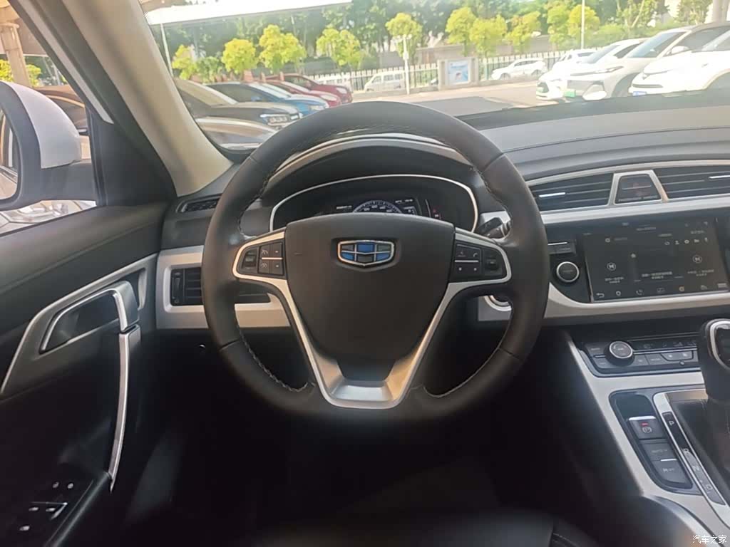 Geely Boyue, 2017 11