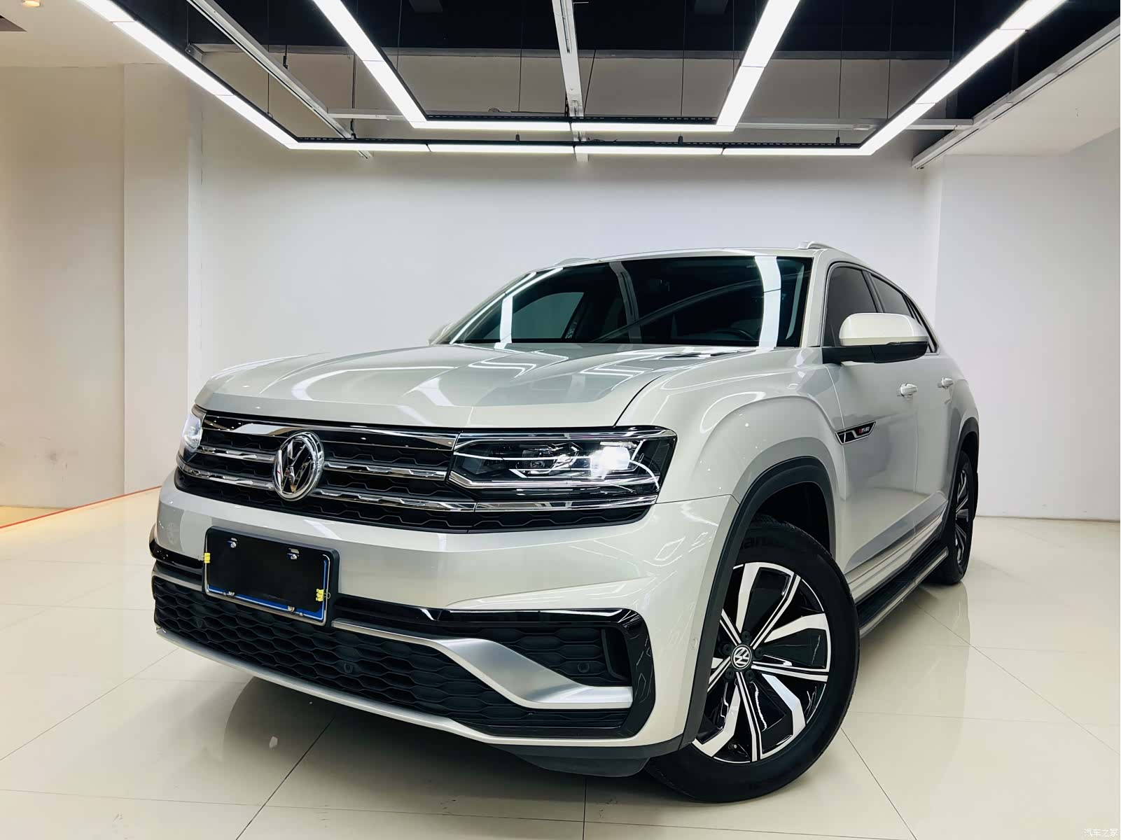 Volkswagen Teramont X, 2020 1