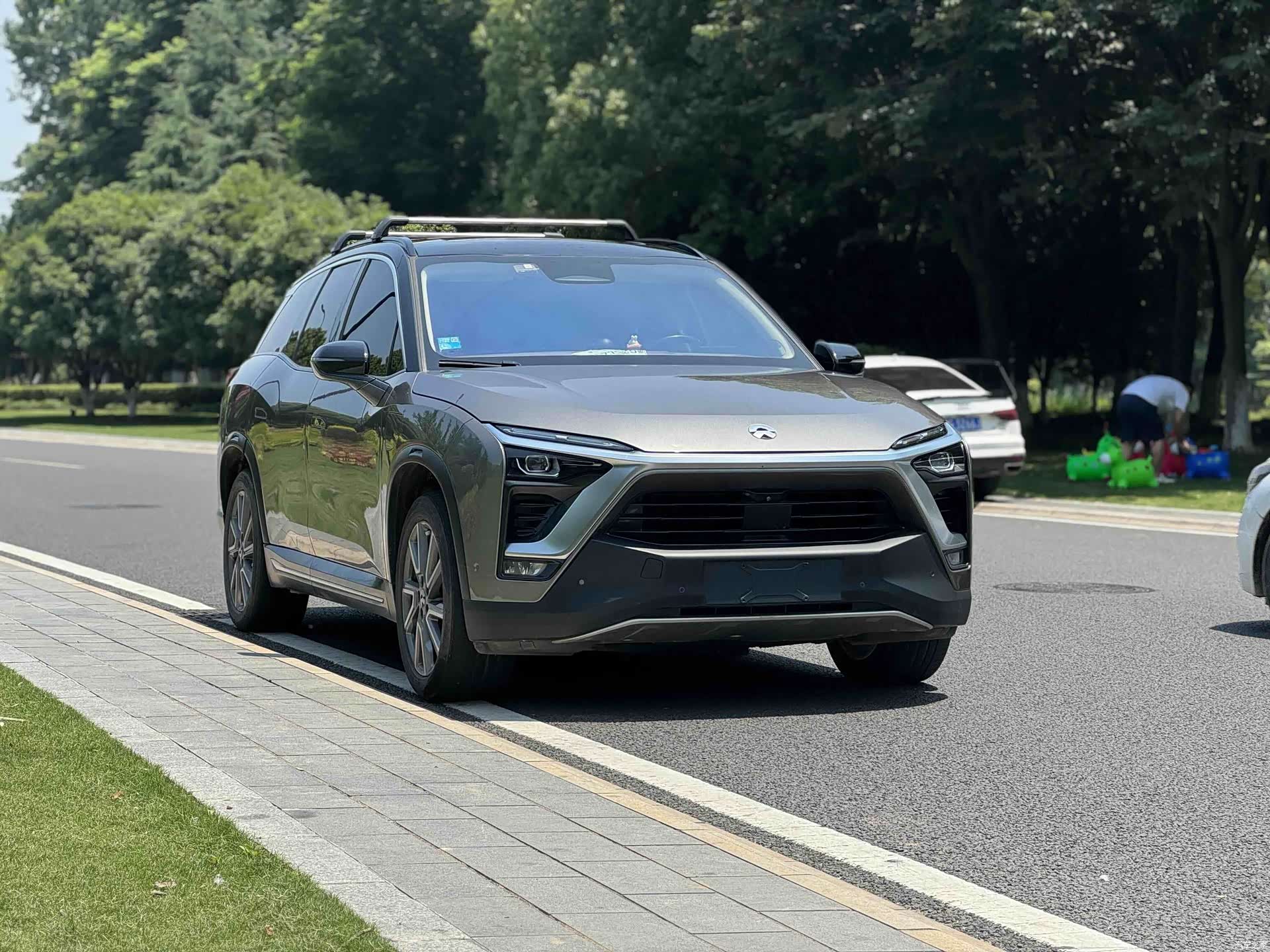 NIO ES8, 2019 4