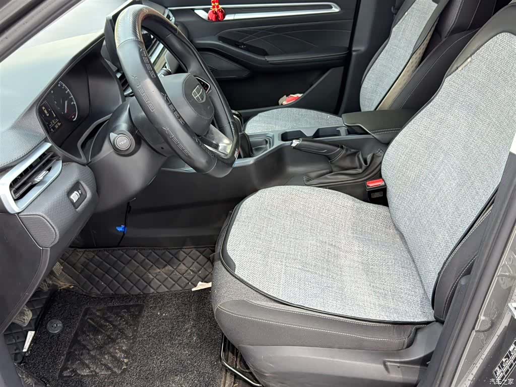 Geely Emgrand, 2025 6