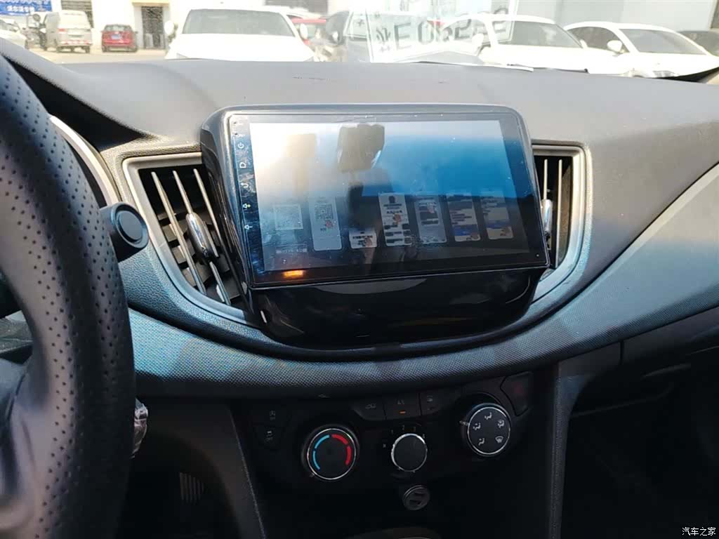 Chevrolet 320, 2019 13