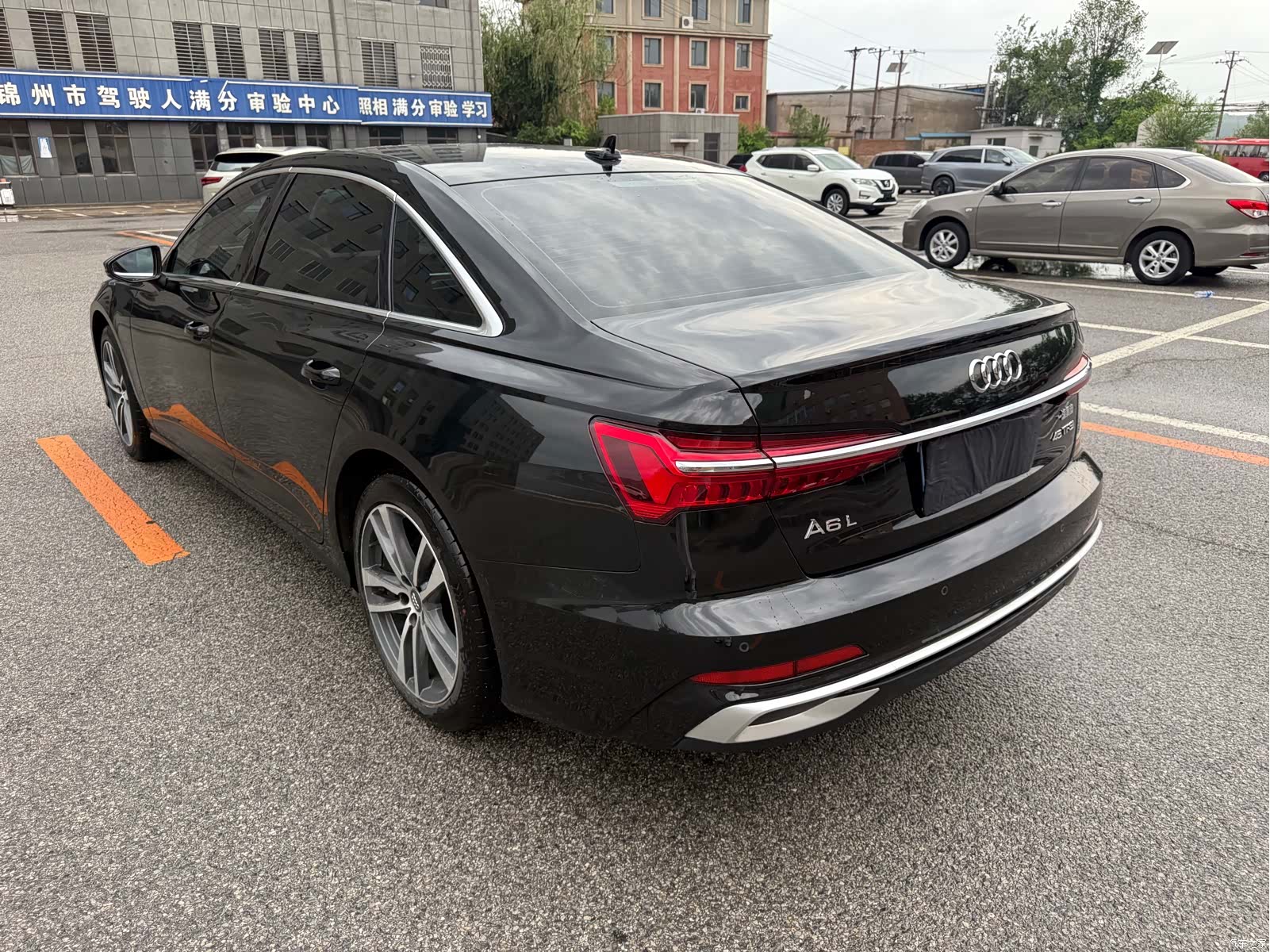 Audi A6L, 2019 9