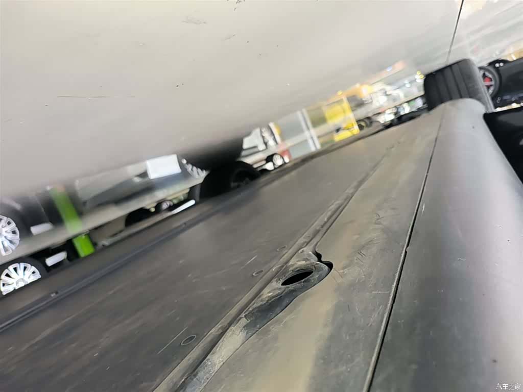 Tesla Model Y, 2024 22
