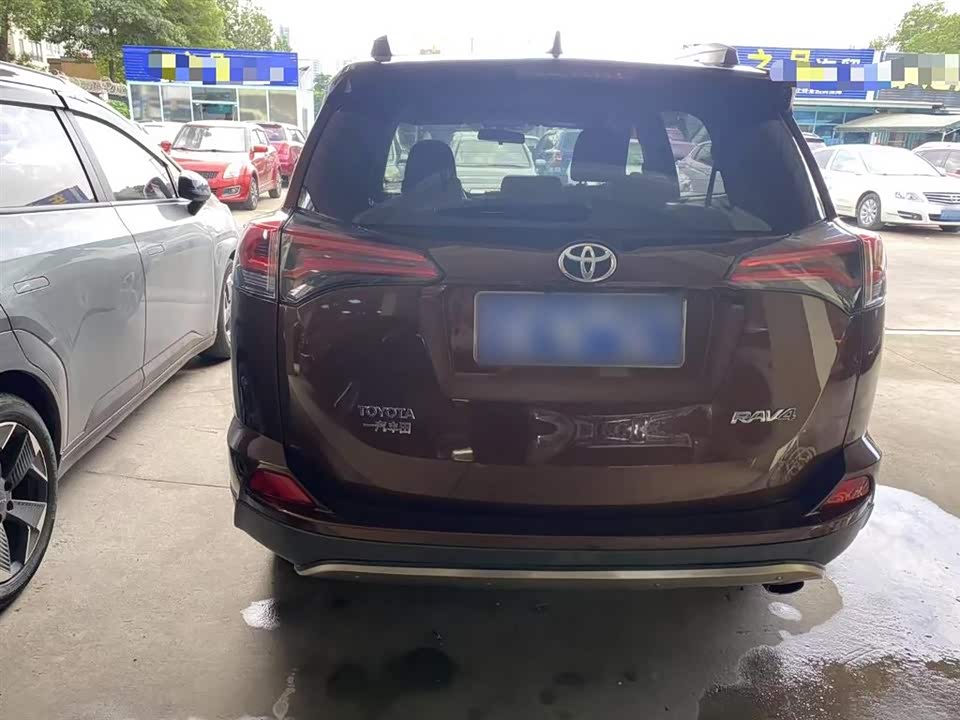 Toyota RAV4 Rongfang