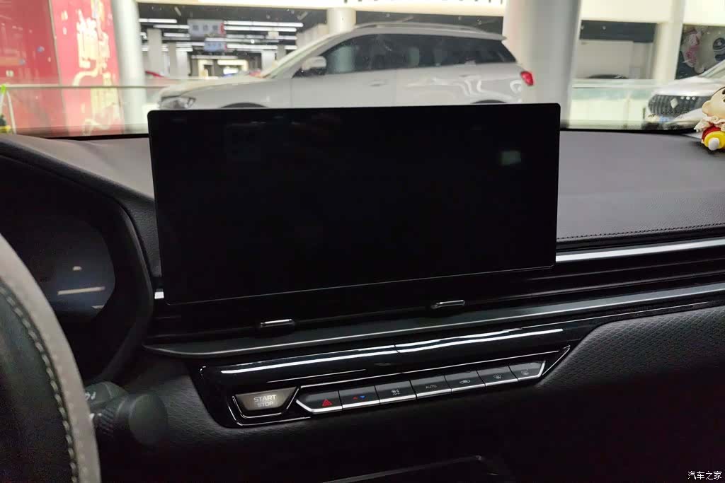 Geely Emgrand, 2024 13