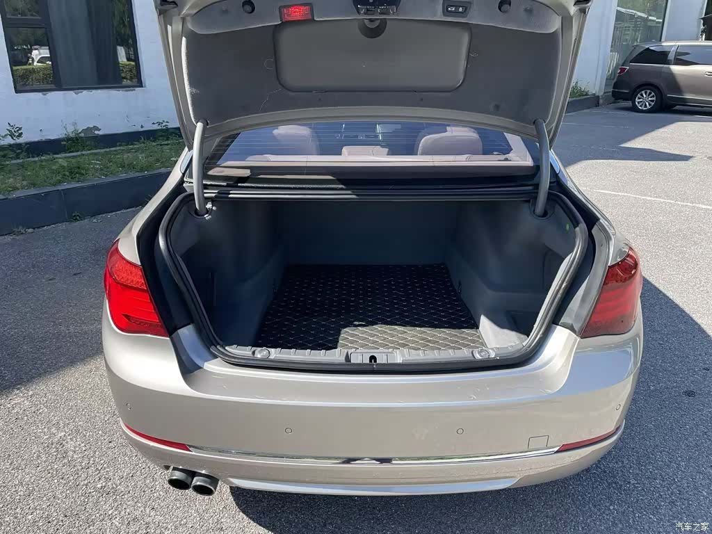 BMW 7 Series, 2016 10