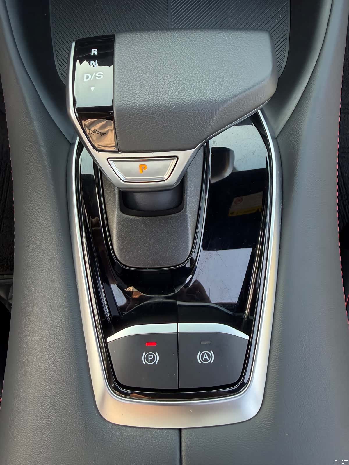 MG MG5, 2025 28