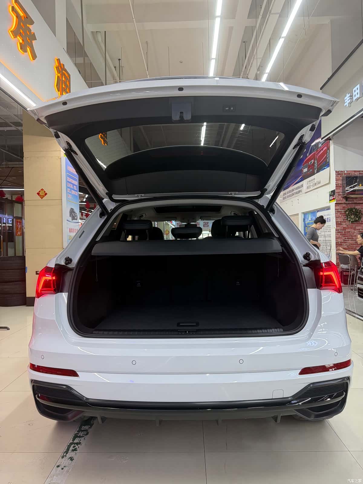Audi Q3, 2022 9