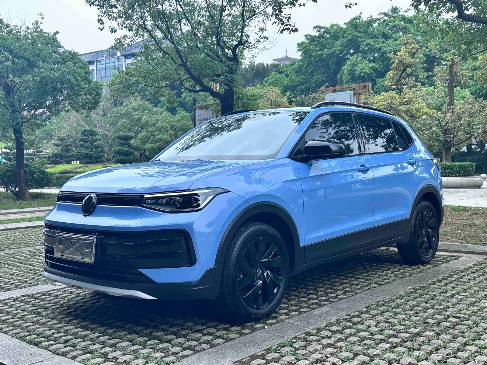 Volkswagen Tharu, 2024 1
