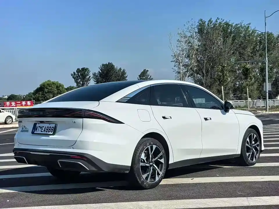 Geely Galaxy Galaxy L6