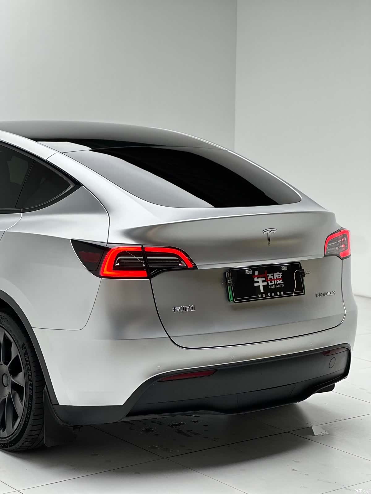 Tesla Model Y, 2022 12