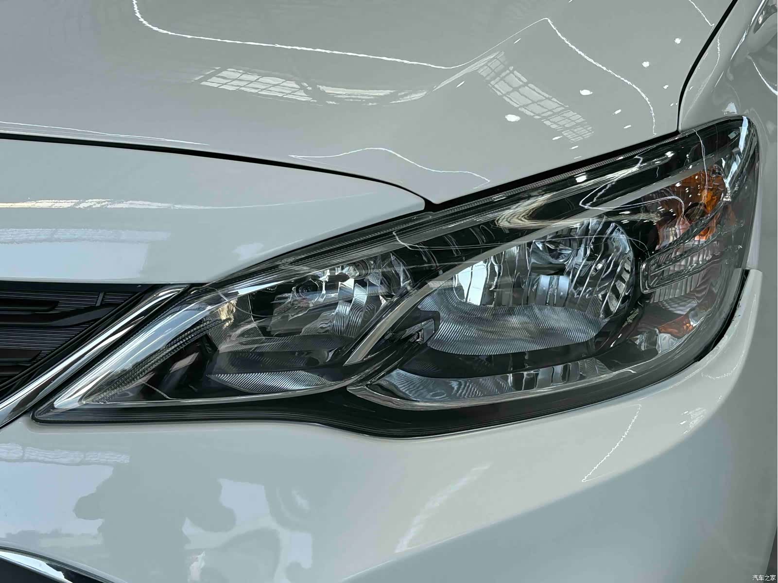 Chevrolet 320, 2019 16