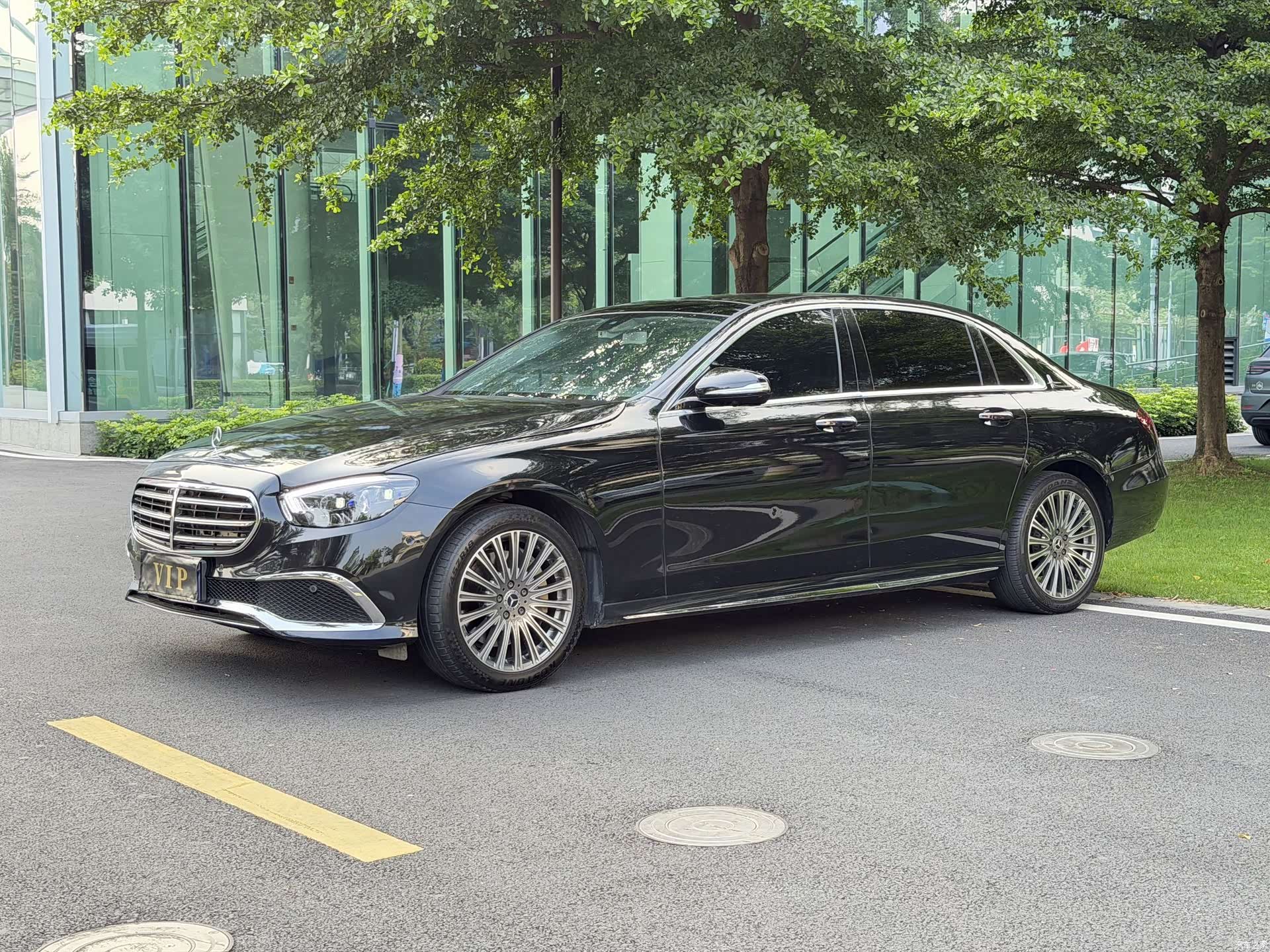 Mercedes-Benz E-Class, 2019 1