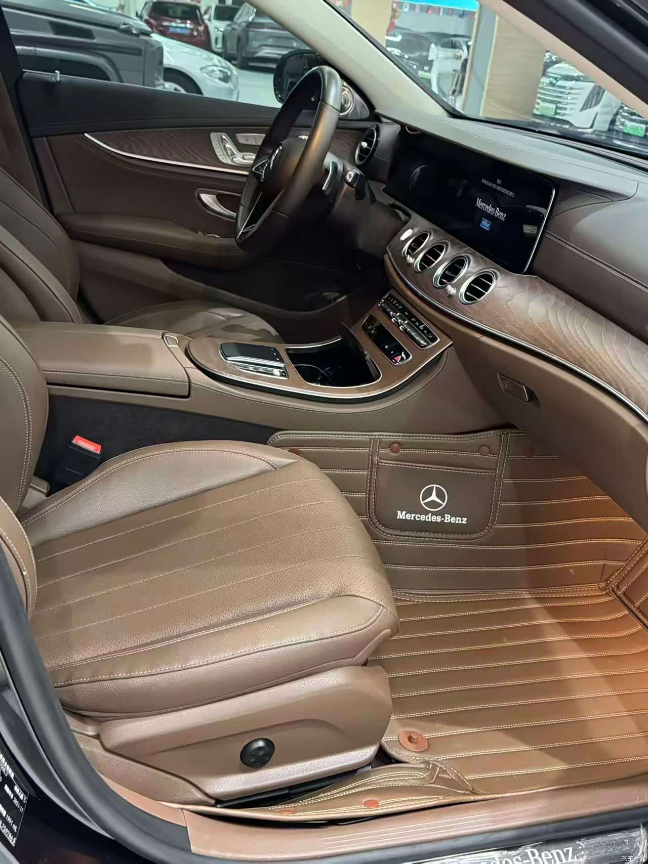 Mercedes-Benz E-Class, 2022 4