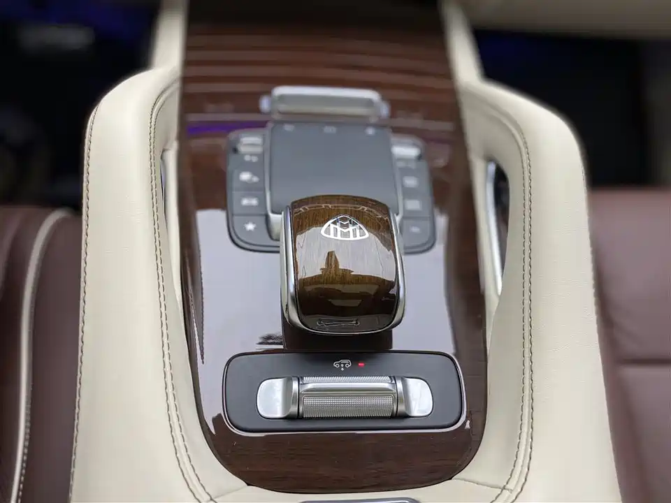 Mercedes-Benz GLS Mercedes-Benz GLS