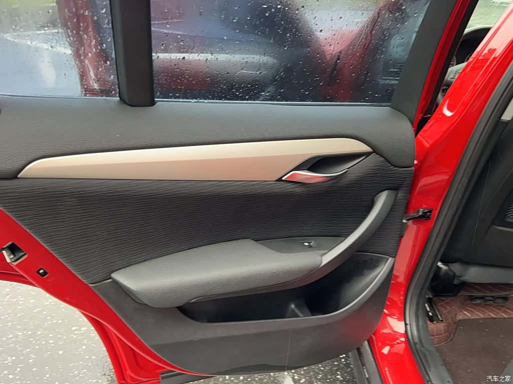 BMW X1, 2014 9