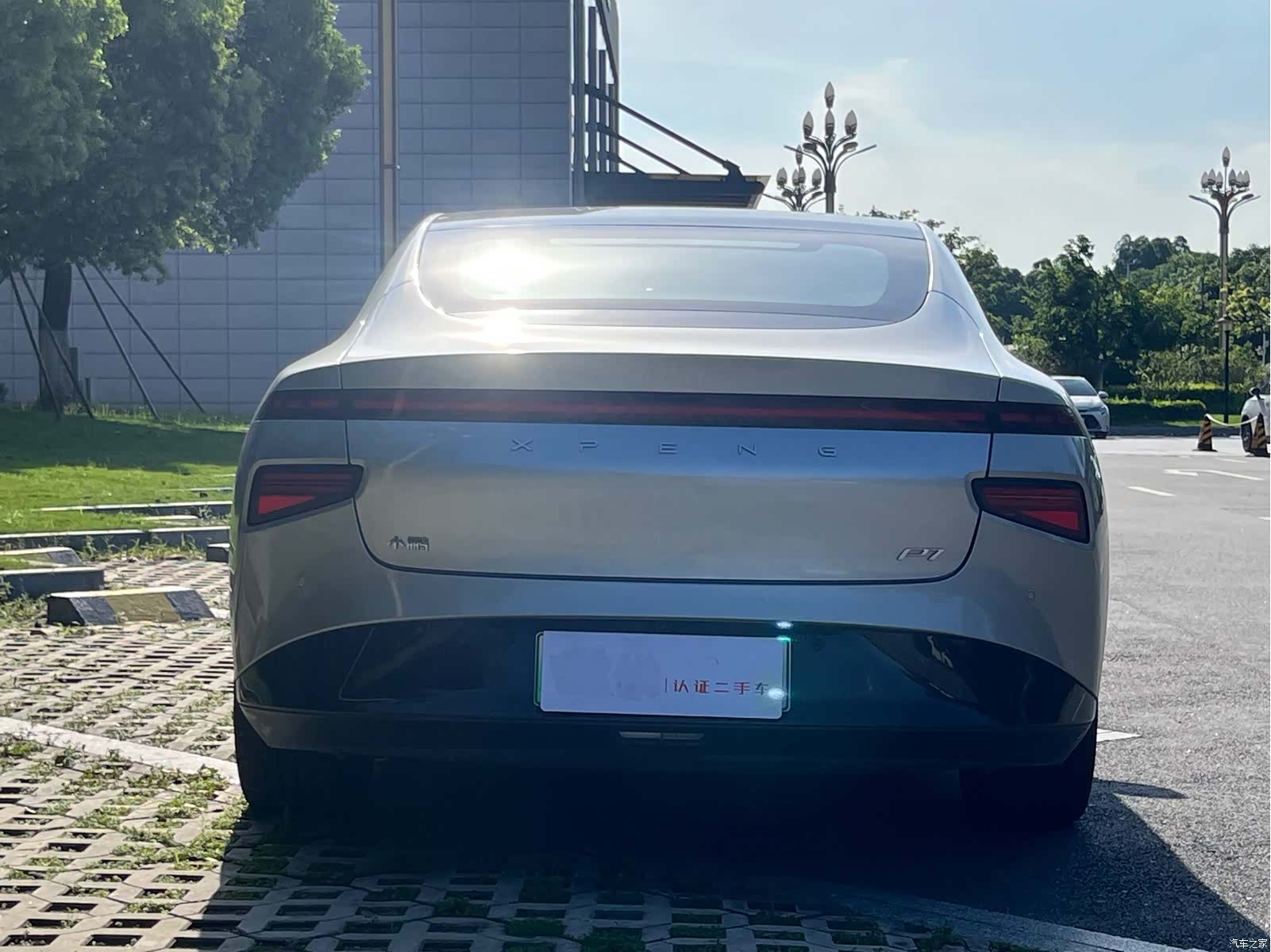 Xpeng P7, 2022 7