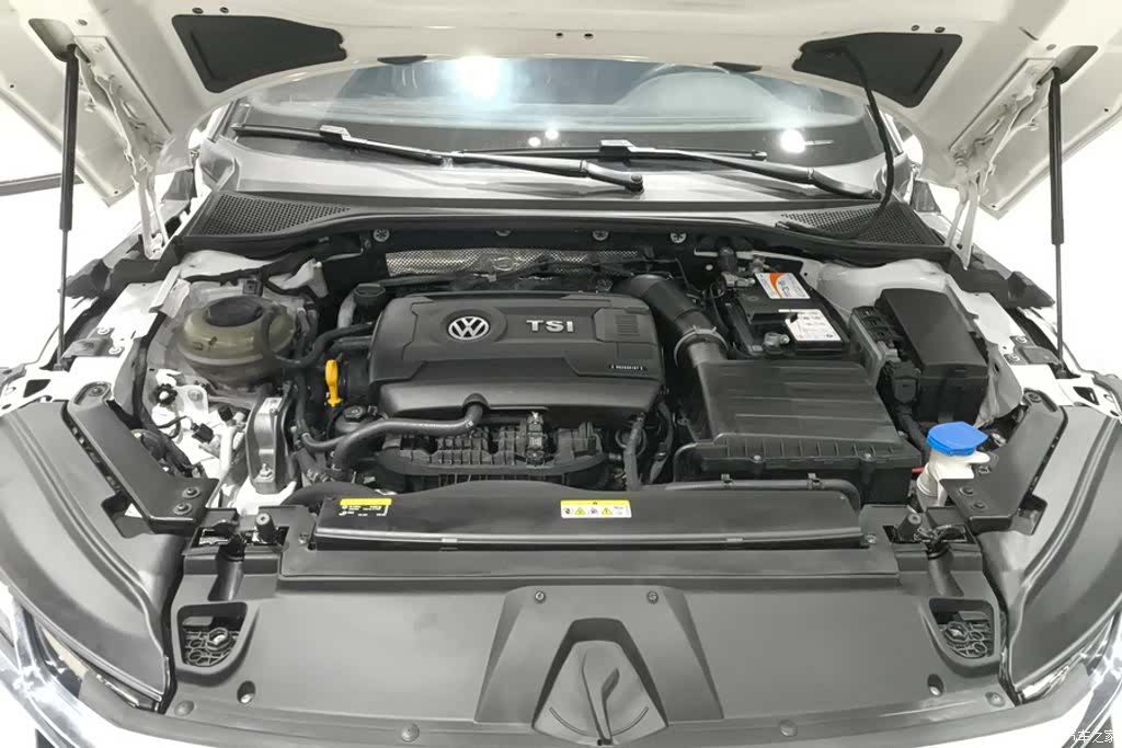 Volkswagen CC, 2021 10