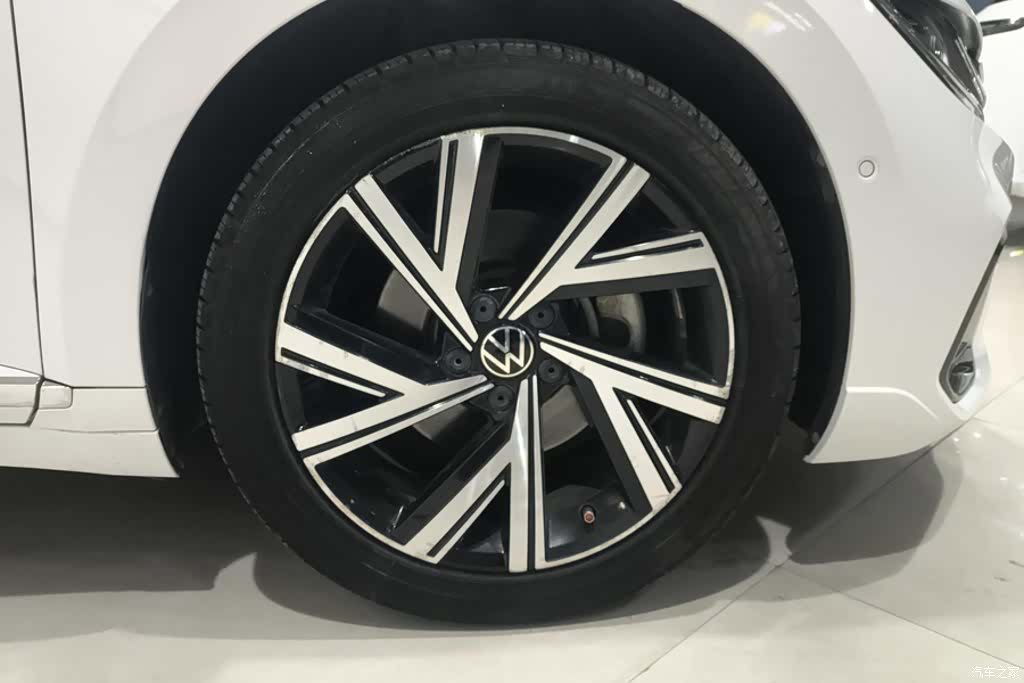 Volkswagen CC, 2021 6