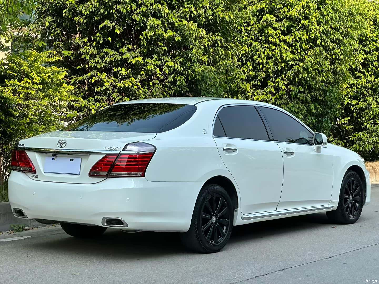 Toyota Crown, 2014 6