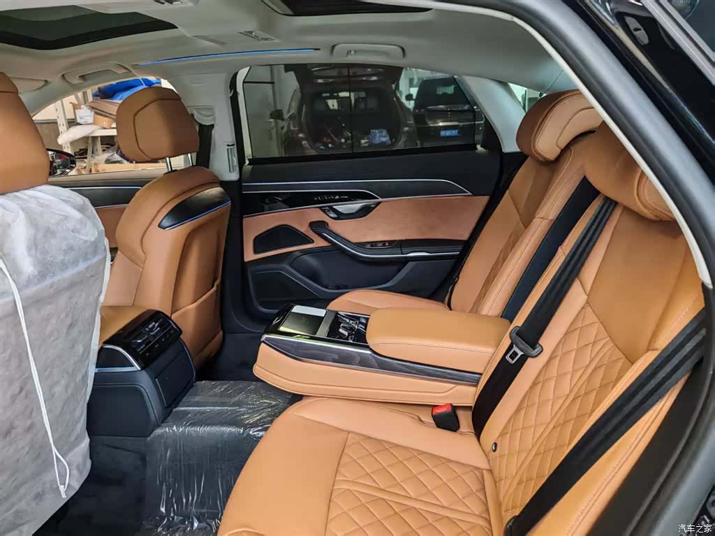 Audi A8L, 2025 16