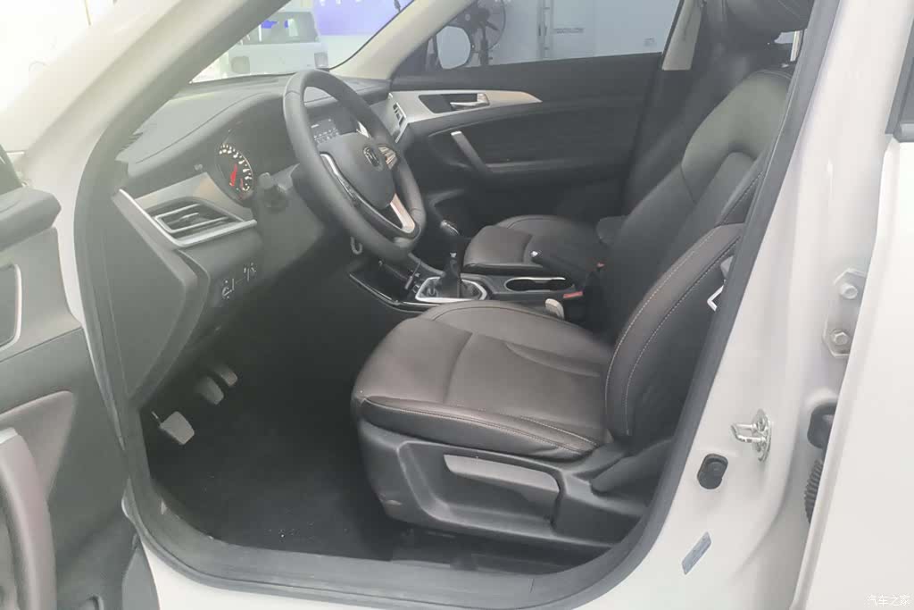 Changan CS35, 2020 9