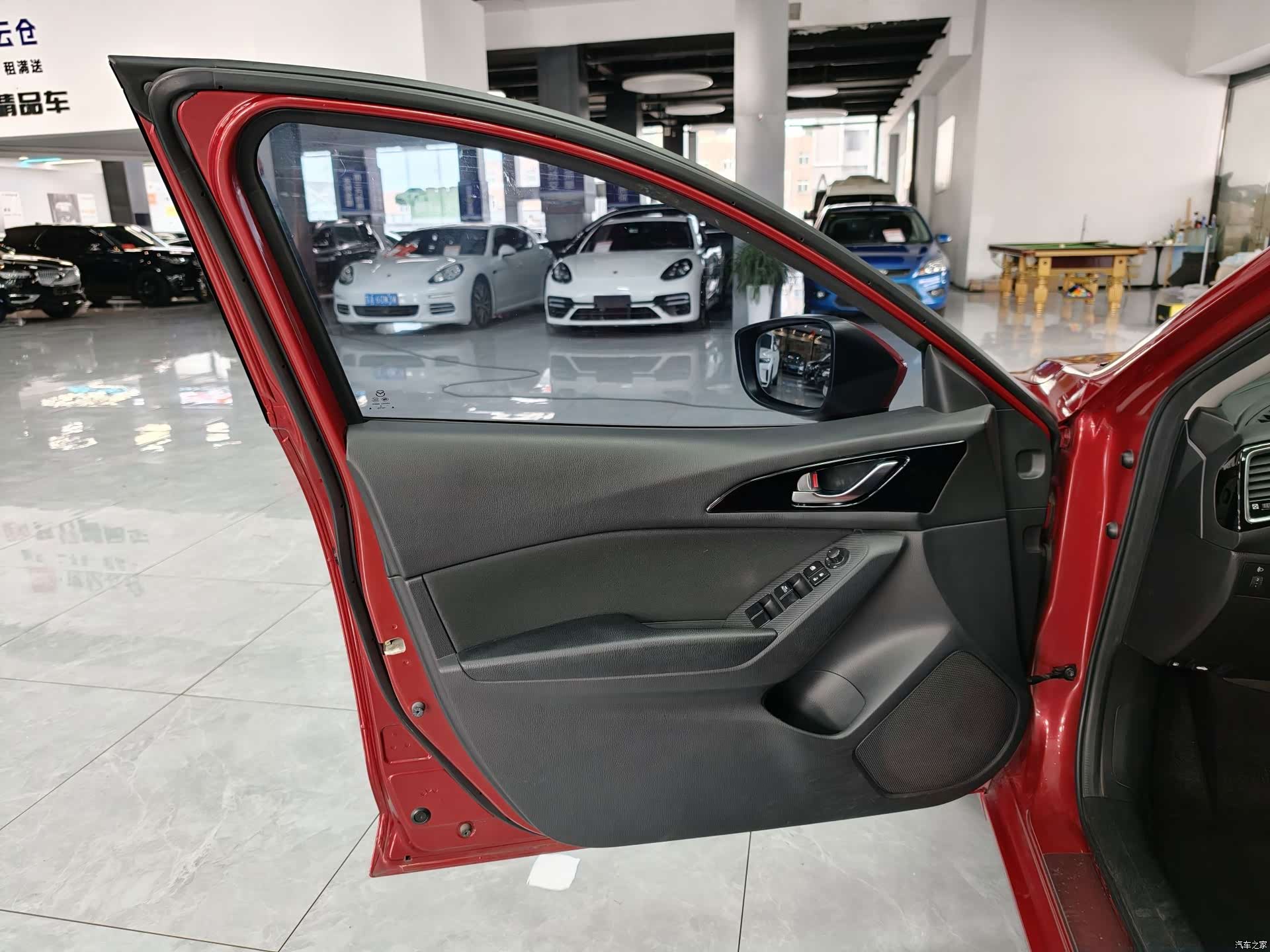 Mazda Mazda3, 2016 11