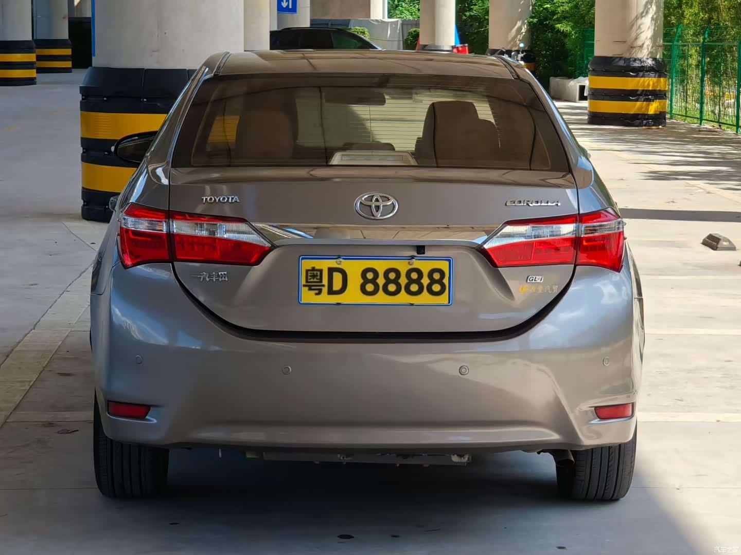 Toyota Corolla, 2015 все фото